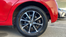 Toyota Yaris 1.5 Hybrid Icon Tech 5dr CVT Hybrid Hatchback